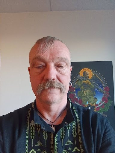 Єспер Келлер, один із волонтерів Українського дому в Копенгагені, також доброволець Данської охорони, це аналог територіальної оборони