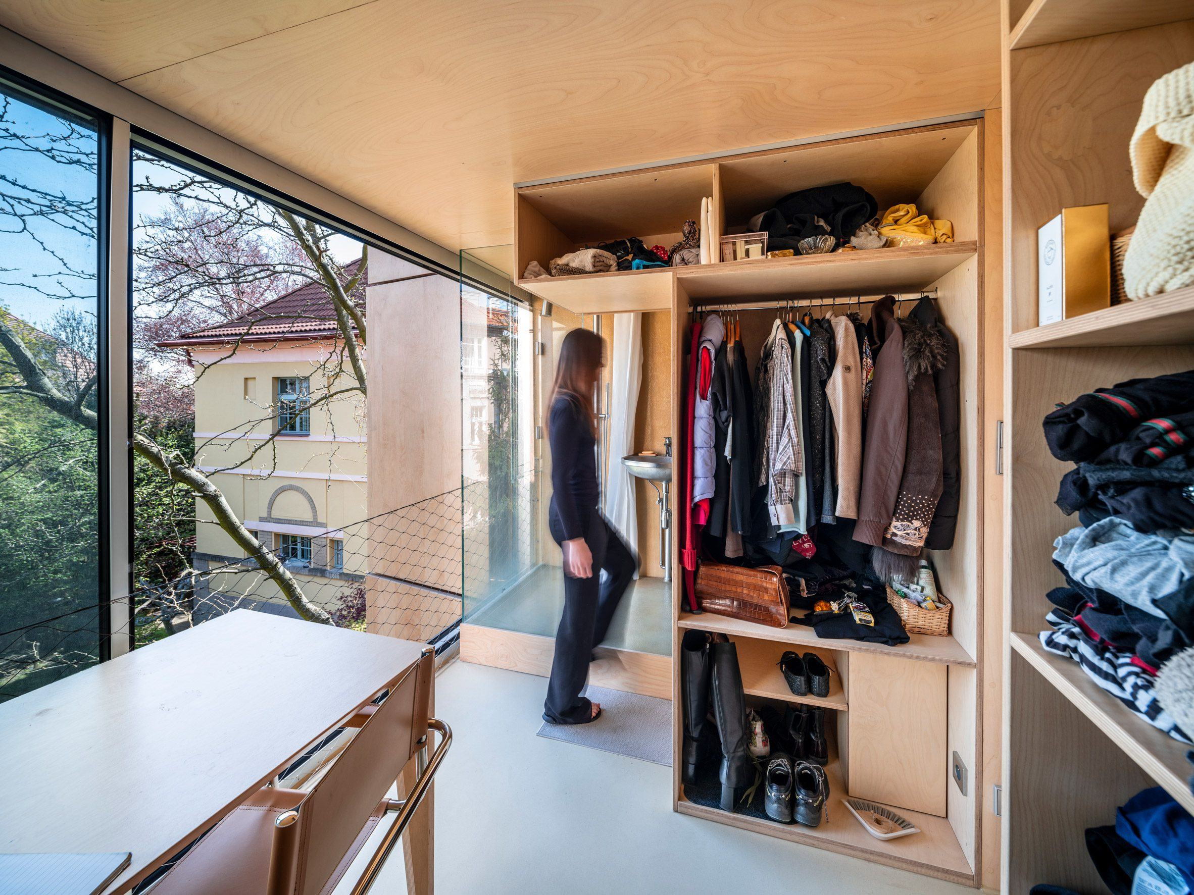 wardrobe-house-sepka-architekti