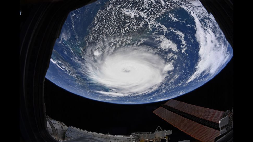 Фото з МКС, ураган Доріан, 2 вересня 2019